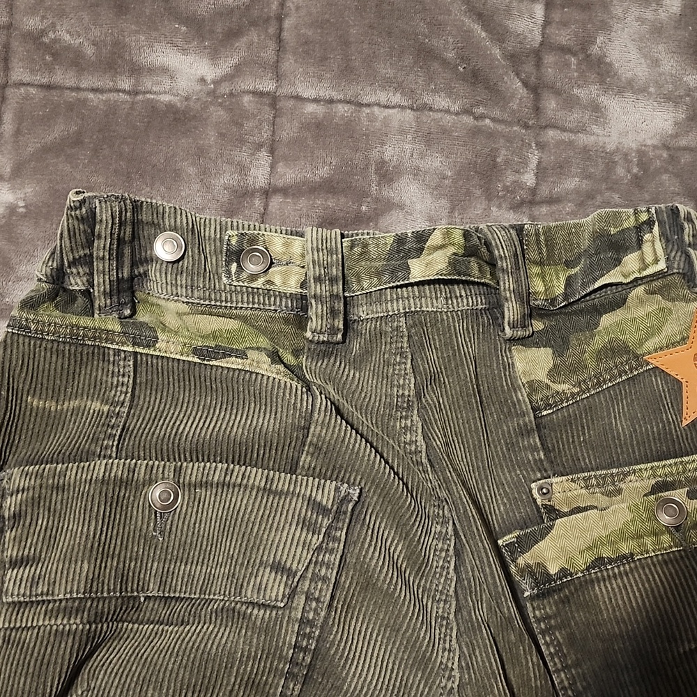OH JEANS Camouflage Corduroy Pants - Picture 4 of 4